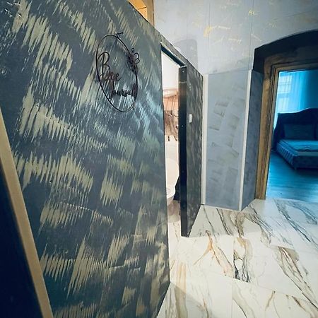 Titanic 2 Apartment Виена Екстериор снимка